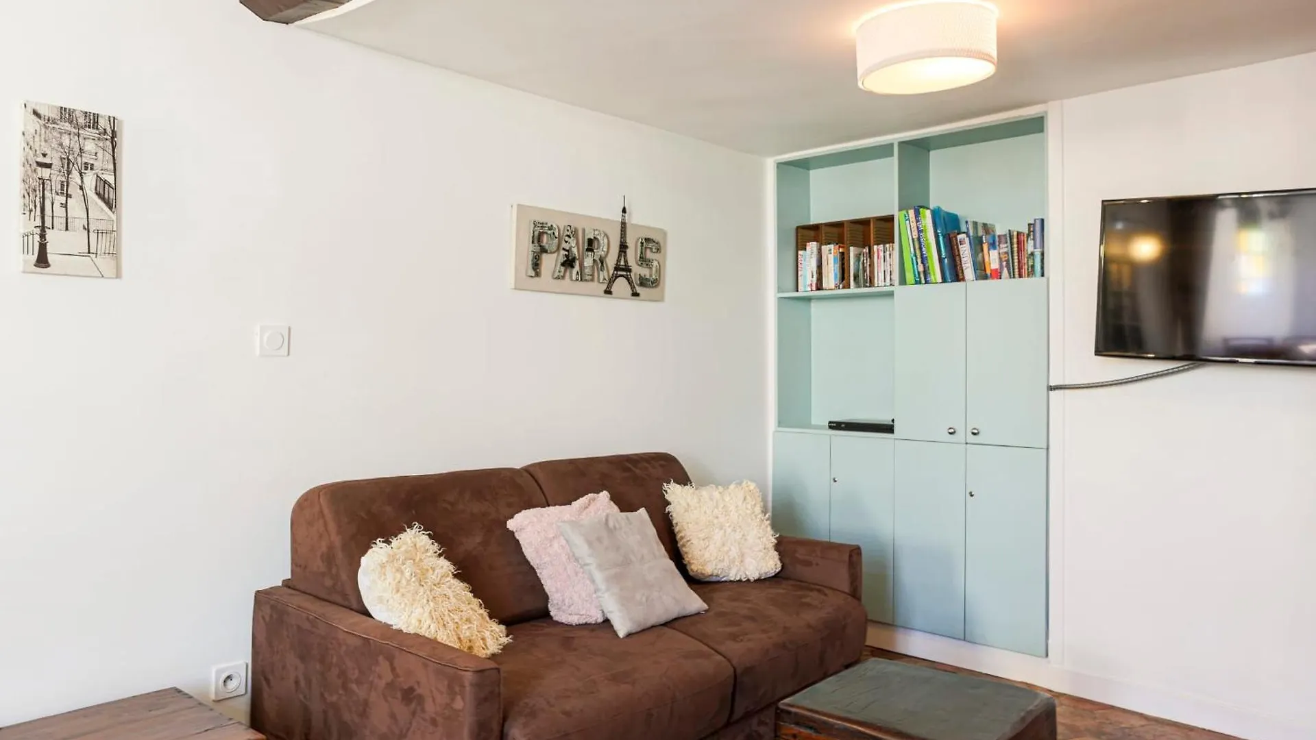 Rooftop Le Marais 1 Bedroom Paris